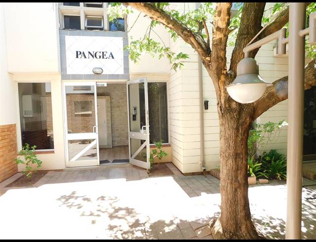 118M² OFFICE TO LET IN BORDEAUX